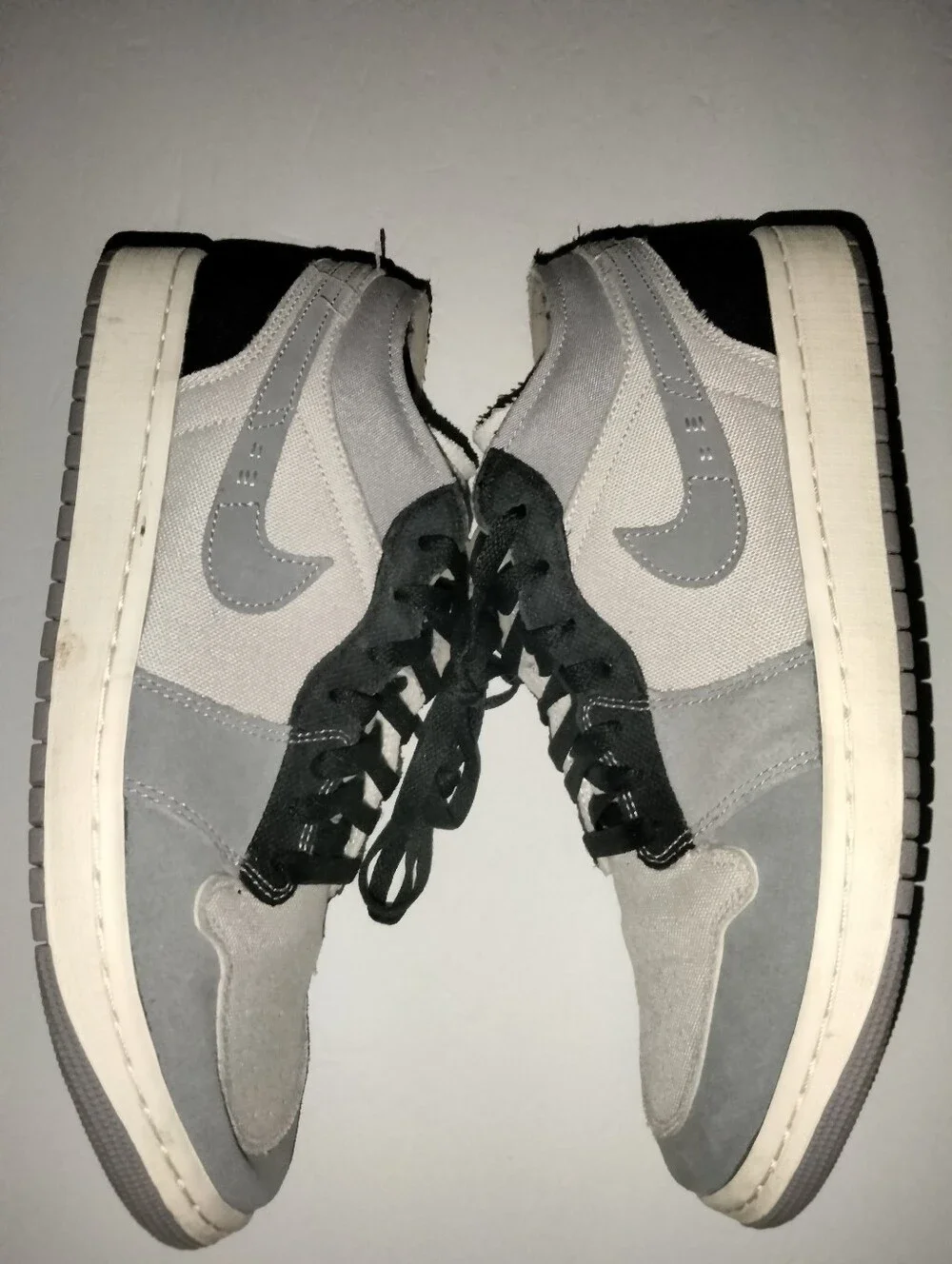 Nike (Sz 10.5) Men's Jordan One Low DZ4135-002 Sneakers in Gray, Black and White